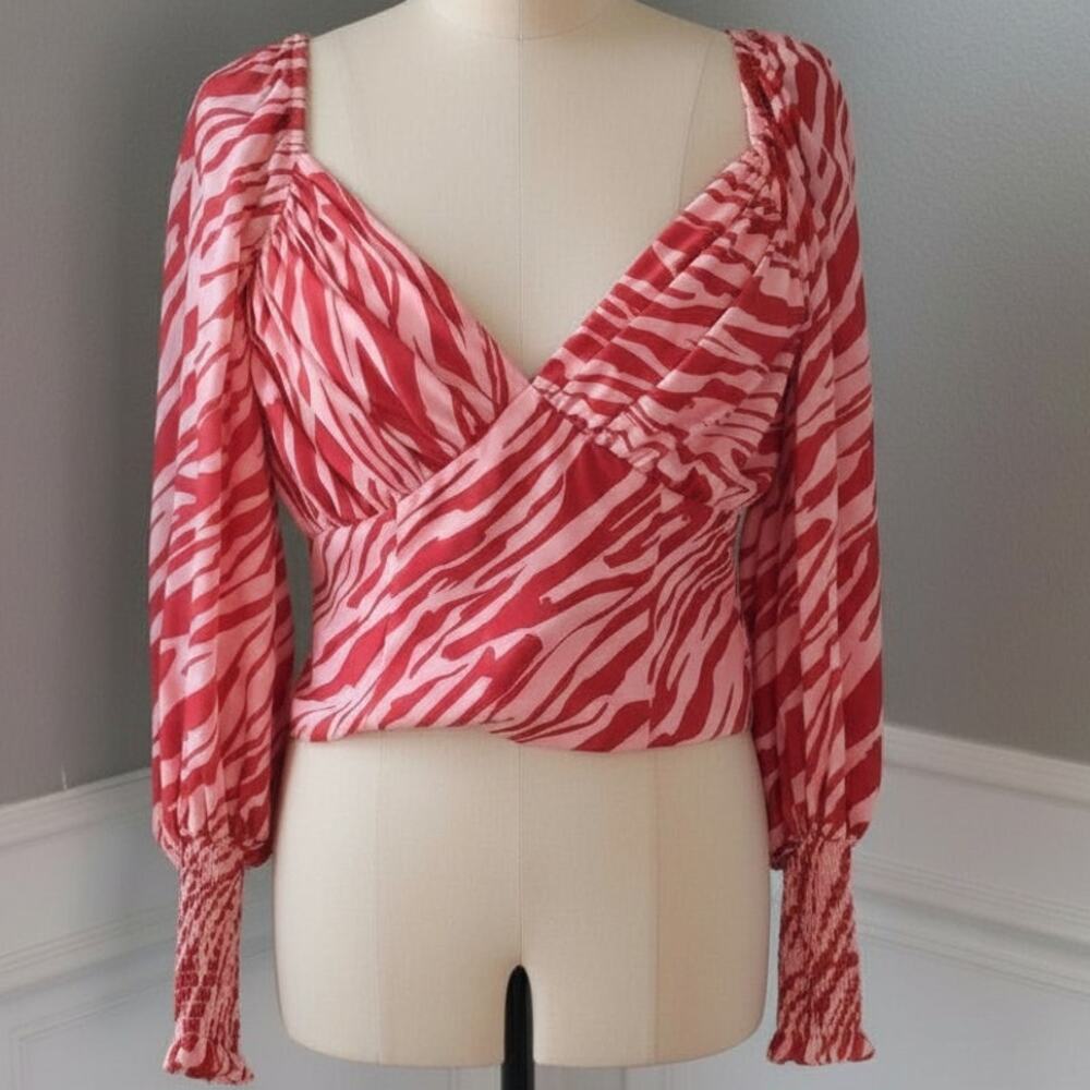 Slate & Willow Red Zebra Print Smocked Back Blouse Long Sleeve Women Size Small